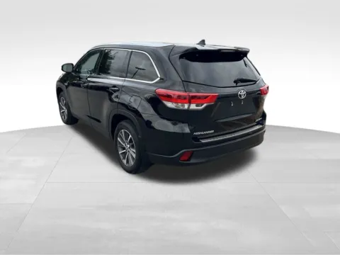 More photos of 2019 Toyota Highlander XLE at Gregg Young Chevrolet of Omaha, NE
