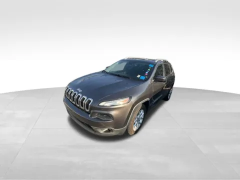 More photos of 2015 Jeep Cherokee Latitude at Gregg Young Chevrolet of Omaha, NE