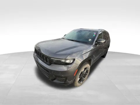 More photos of 2024 Jeep Grand Cherokee L Altitude X at Gregg Young Chevrolet of Omaha, NE