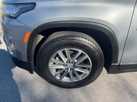 More photos of 2023 Chevrolet Traverse LT at Gregg Young Chevrolet of Omaha, NE