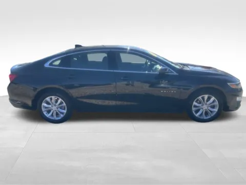 More photos of 2023 Chevrolet Malibu LT at Gregg Young Chevrolet of Omaha, NE