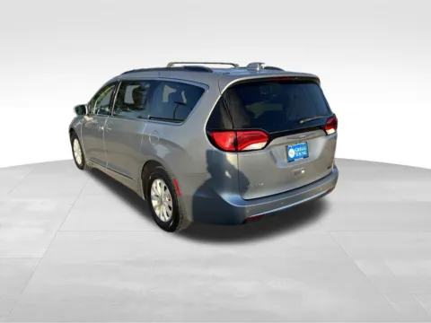 More photos of 2017 Chrysler Pacifica Touring L at Gregg Young Chevrolet of Omaha, NE