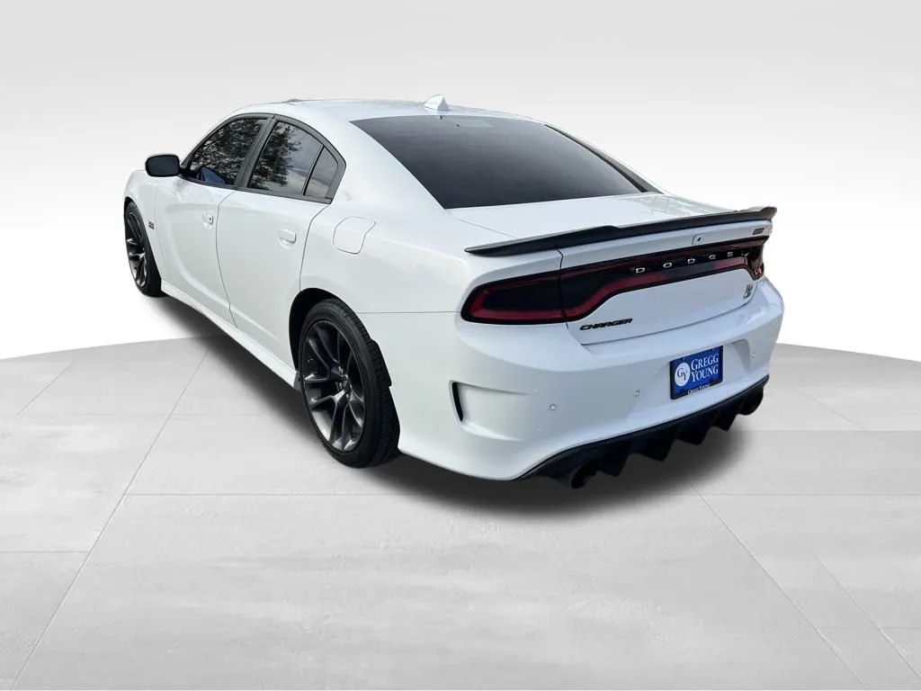 2020 Dodge Charger R/T Scat Pack photo 2