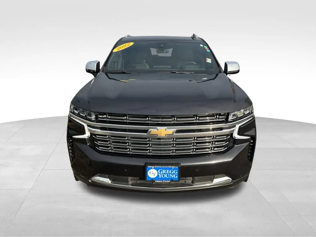 2022 Chevrolet Suburban Premier photo 3