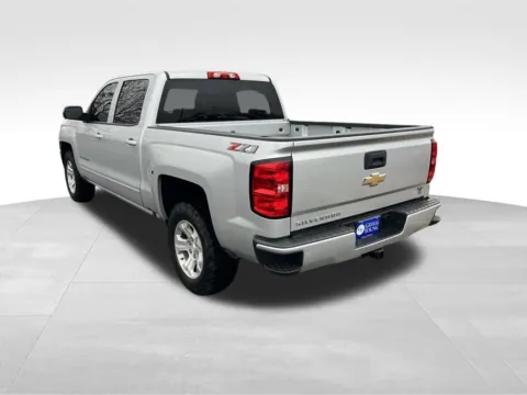 More photos of 2018 Chevrolet Silverado 1500 LT at Gregg Young Chevrolet - Omaha, NE