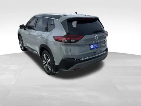 More photos of 2021 Nissan Rogue Platinum at Gregg Young Chevrolet - Omaha, NE