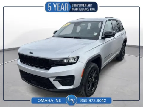 Silver 2024 Jeep Grand Cherokee Altitude for sale in Omaha, NE