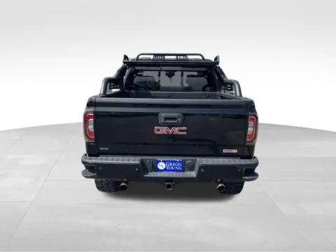 More photos of 2018 GMC Sierra 1500 SLT at Gregg Young Chevrolet of Omaha, NE