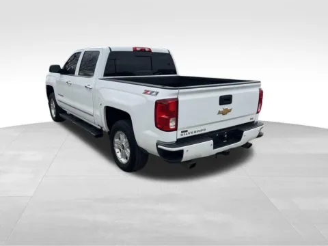 More photos of 2016 Chevrolet Silverado 1500 LTZ at Gregg Young Chevrolet of Omaha, NE