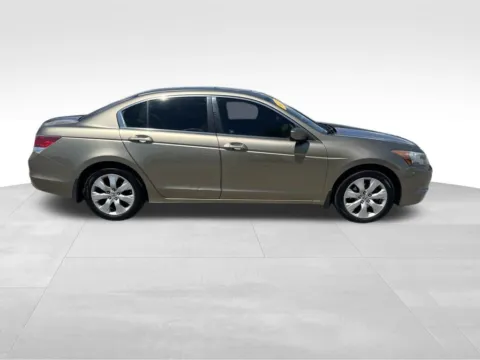 More photos of 2008 Honda Accord EX at Gregg Young Chevrolet of Omaha, NE