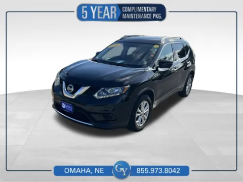 Black 2016 Nissan Rogue SV for sale in Omaha, NE