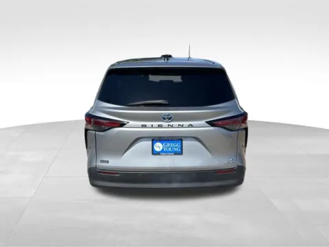 More photos of 2022 Toyota Sienna XLE at Gregg Young Chevrolet of Omaha, NE