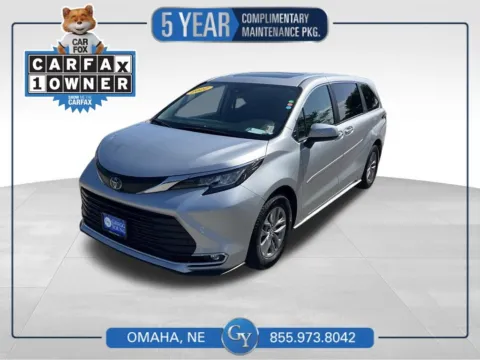 Silver 2022 Toyota Sienna XLE for sale in Omaha, NE