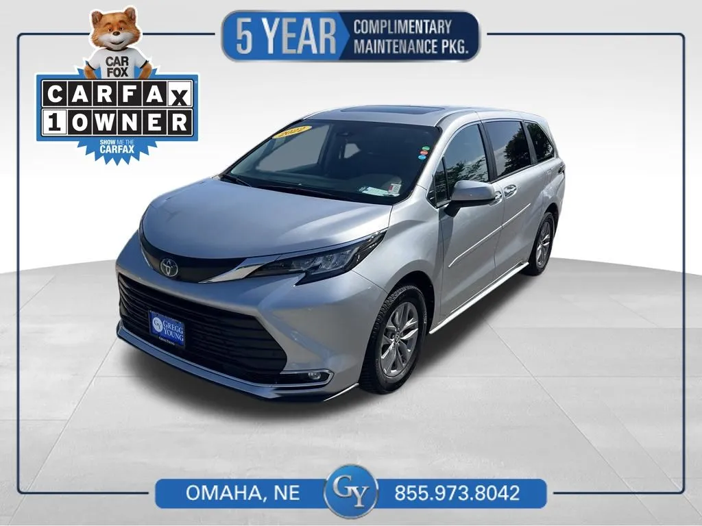 Silver 2022 Toyota Sienna XLE for sale in Omaha, NE