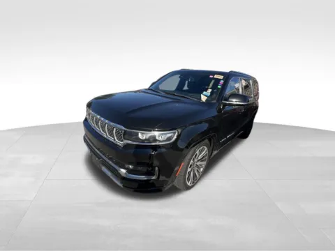 More photos of 2022 Jeep Grand Wagoneer Series III at Gregg Young Chevrolet of Omaha, NE