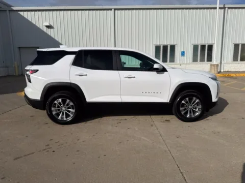 More photos of 2027 Chevrolet Equinox LT at Gregg Young Chevrolet of Omaha, NE