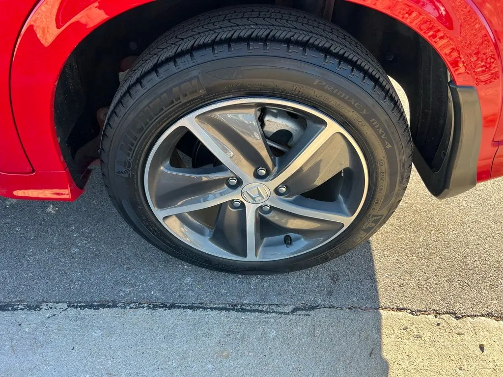 2020 Honda HR-V Touring photo 4