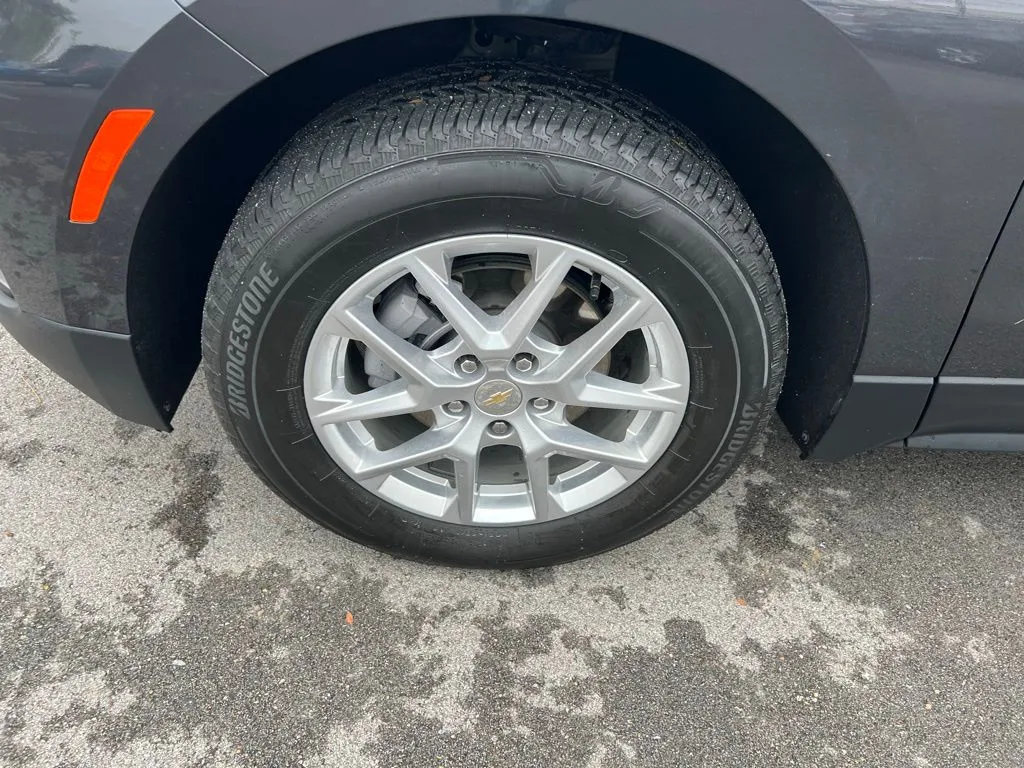 2022 Chevrolet Equinox LT photo 4