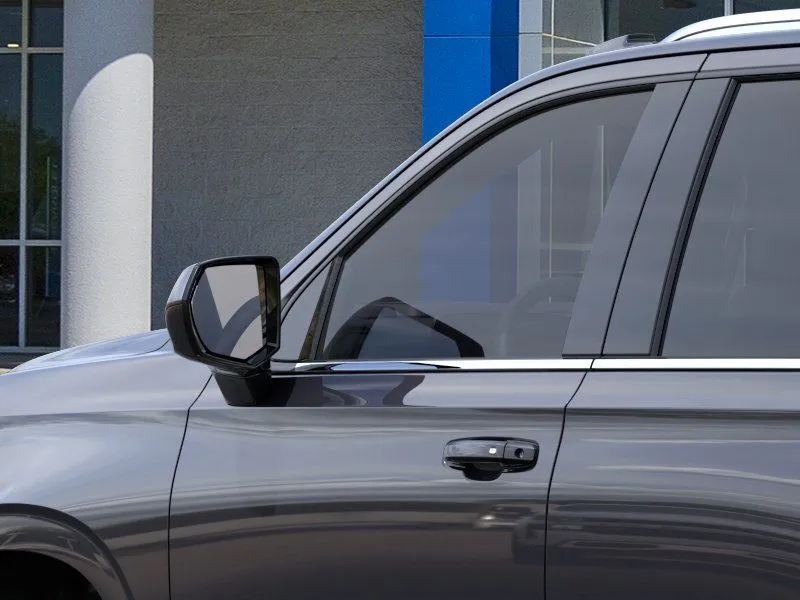 2025 Chevrolet Tahoe LS photo 3