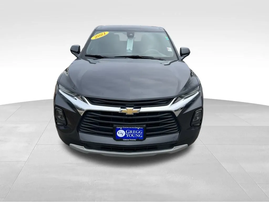 2021 Chevrolet Blazer 2LT photo 3