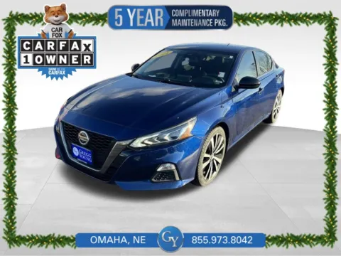 Blue 2021 Nissan Altima 2.5 SR for sale in Omaha, NE