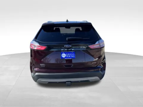 More photos of 2022 Ford Edge SEL at Gregg Young Chevrolet - Omaha, NE