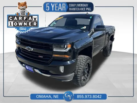 Black 2018 Chevrolet Silverado 1500 LT for sale in Omaha, NE