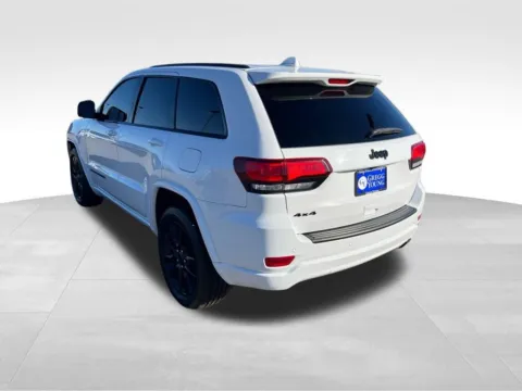 More photos of 2019 Jeep Grand Cherokee Altitude at Gregg Young Chevrolet - Omaha, NE