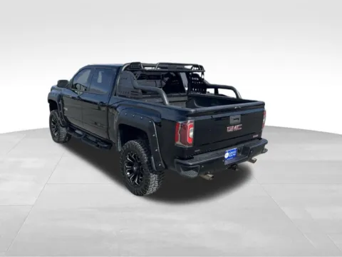 More photos of 2018 GMC Sierra 1500 SLT at Gregg Young Chevrolet - Omaha, NE