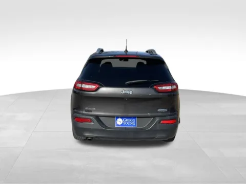 More photos of 2015 Jeep Cherokee Latitude at Gregg Young Chevrolet of Omaha, NE