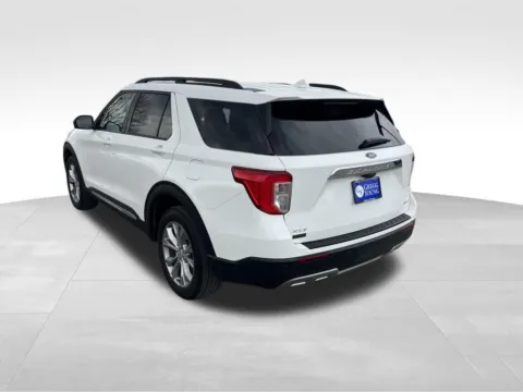 More photos of 2023 Ford Explorer XLT at Gregg Young Chevrolet of Omaha, NE