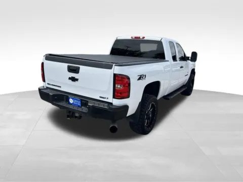 More photos of 2013 Chevrolet Silverado 2500HD LT at Gregg Young Chevrolet of Omaha, NE