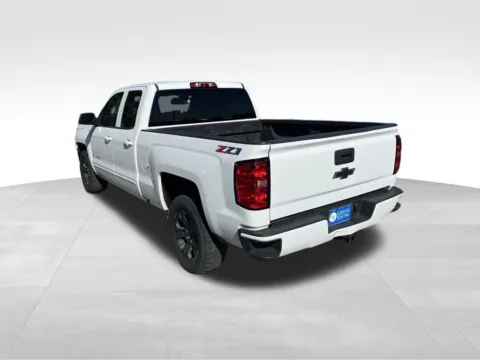 More photos of 2019 Chevrolet Silverado 1500 LD LT at Gregg Young Chevrolet of Omaha, NE