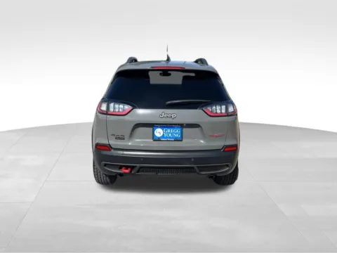 More photos of 2019 Jeep Cherokee Trailhawk at Gregg Young Chevrolet of Omaha, NE