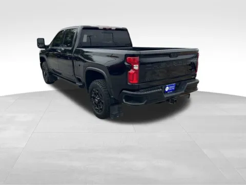 More photos of 2024 Chevrolet Silverado 3500 HD High Country at Gregg Young Chevrolet of Omaha, NE