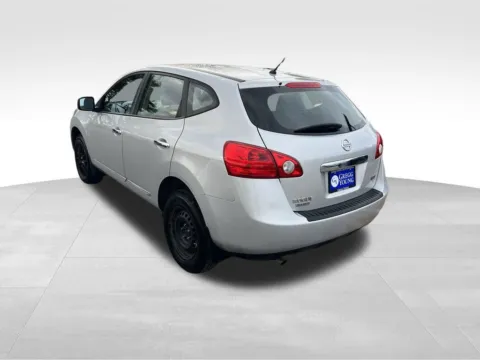 More photos of 2014 Nissan Rogue Select S at Gregg Young Chevrolet of Omaha, NE