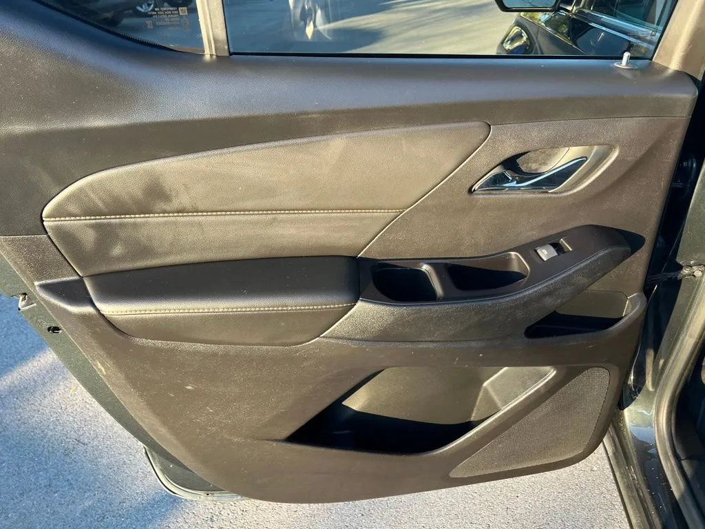 2020 Chevrolet Traverse Cloth photo 4