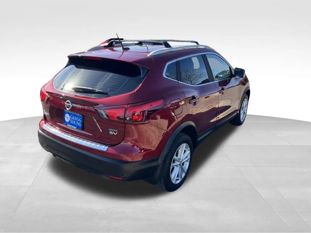 2019 Nissan Rogue Sport SV photo 3