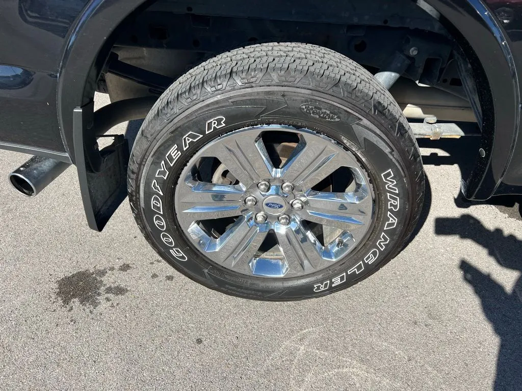 2018 Ford F-150 Lariat photo 3