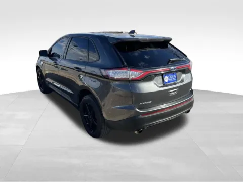 More photos of 2016 Ford Edge SE at Gregg Young Chevrolet - Omaha, NE