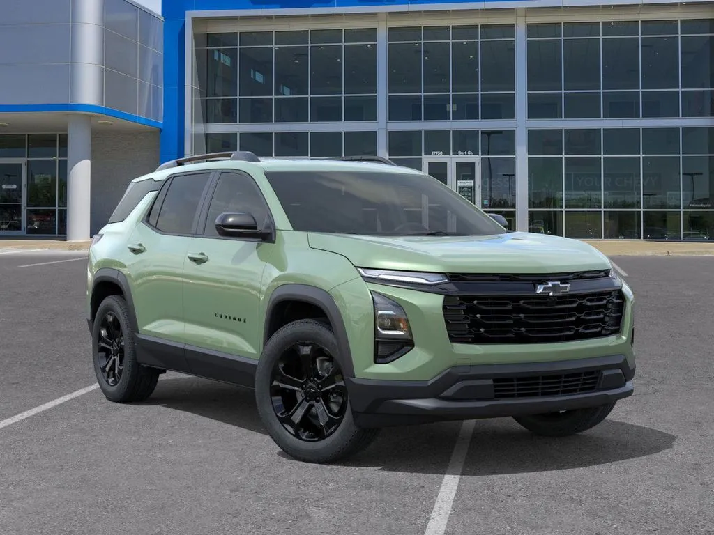 2026 Chevrolet Equinox LT photo 3