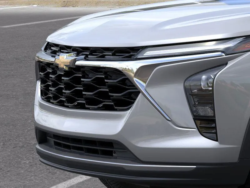 2026 Chevrolet Trax LT photo 2