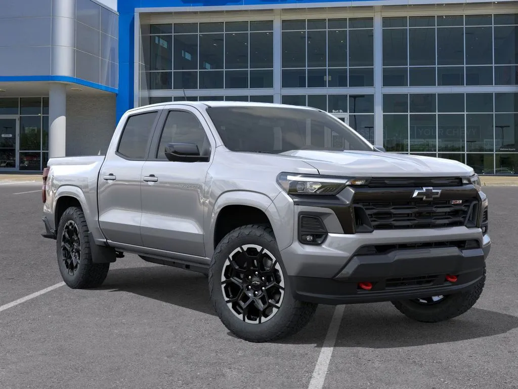 2026 Chevrolet Colorado Z71 photo 3
