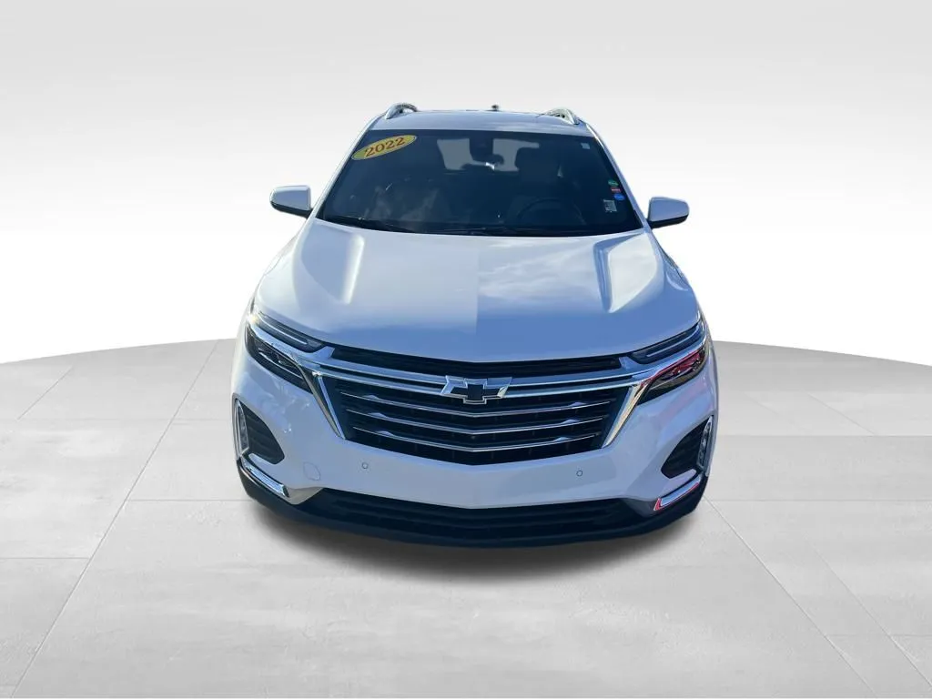 2022 Chevrolet Equinox Premier photo 2