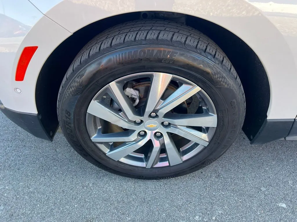 2022 Chevrolet Equinox Premier photo 3