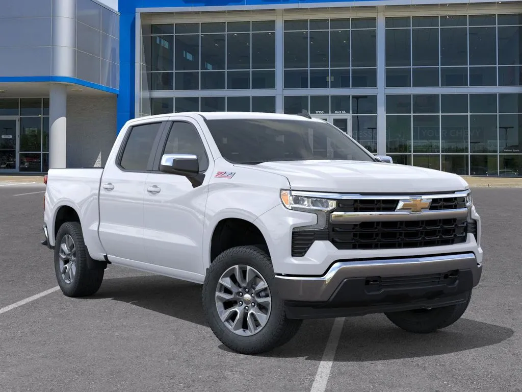 2026 Chevrolet Silverado 1500 LT photo 2