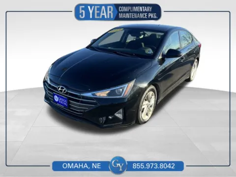 Black 2019 Hyundai Elantra SEL for sale in Omaha, NE