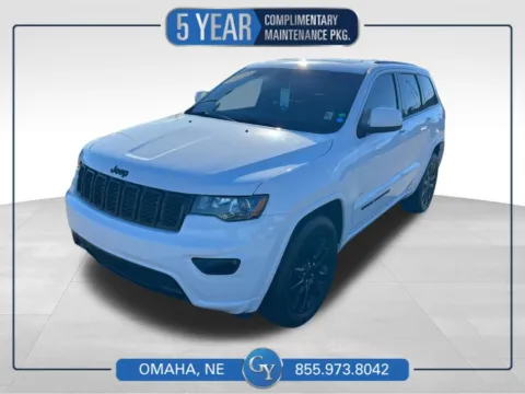 White 2019 Jeep Grand Cherokee Altitude for sale in Omaha, NE