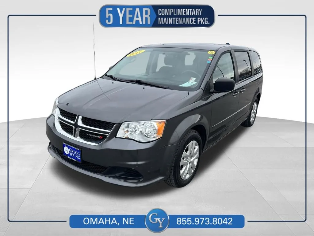 Gray 2017 Dodge Grand Caravan SE for sale in Omaha, NE