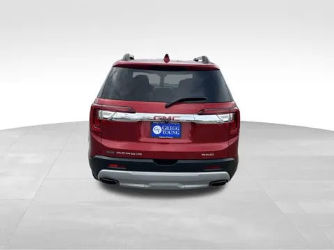 More photos of 2021 GMC Acadia SLE at Gregg Young Chevrolet of Omaha, NE